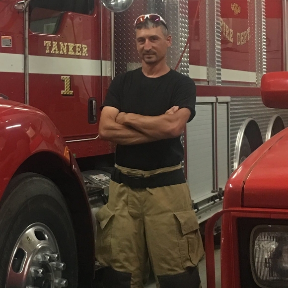 Meet your Posher, Craig - Picture 1 of 1